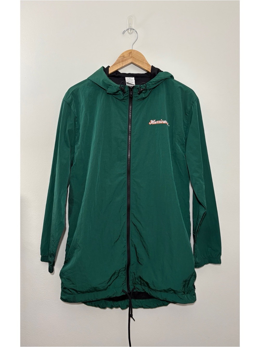 NWT VS PINK University of Miami Florida Hurricanes windbreaker jacket (XS/S)